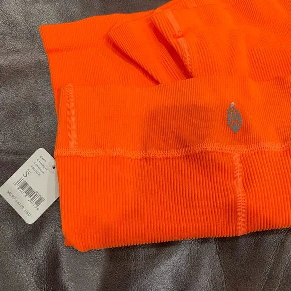 🆕 FREE PEOPLE MOVEMENT FREE THROW SHORT - Picture 3 of 5